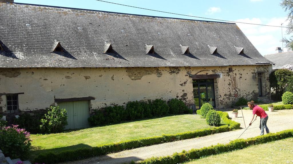 Grange Du Plessis Bed & Breakfast Segre Exterior photo
